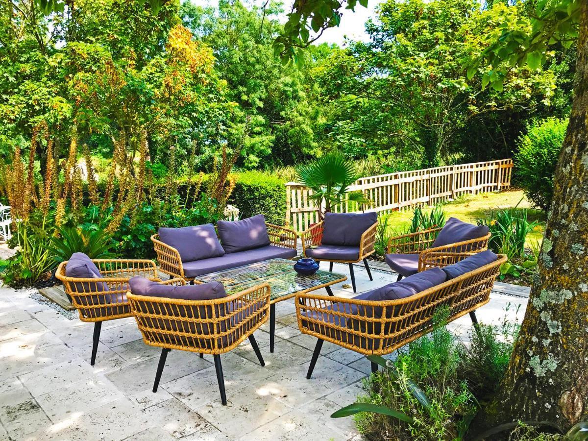 Logis De Tirac Bed & Breakfast Lorignac Eksteriør bilde