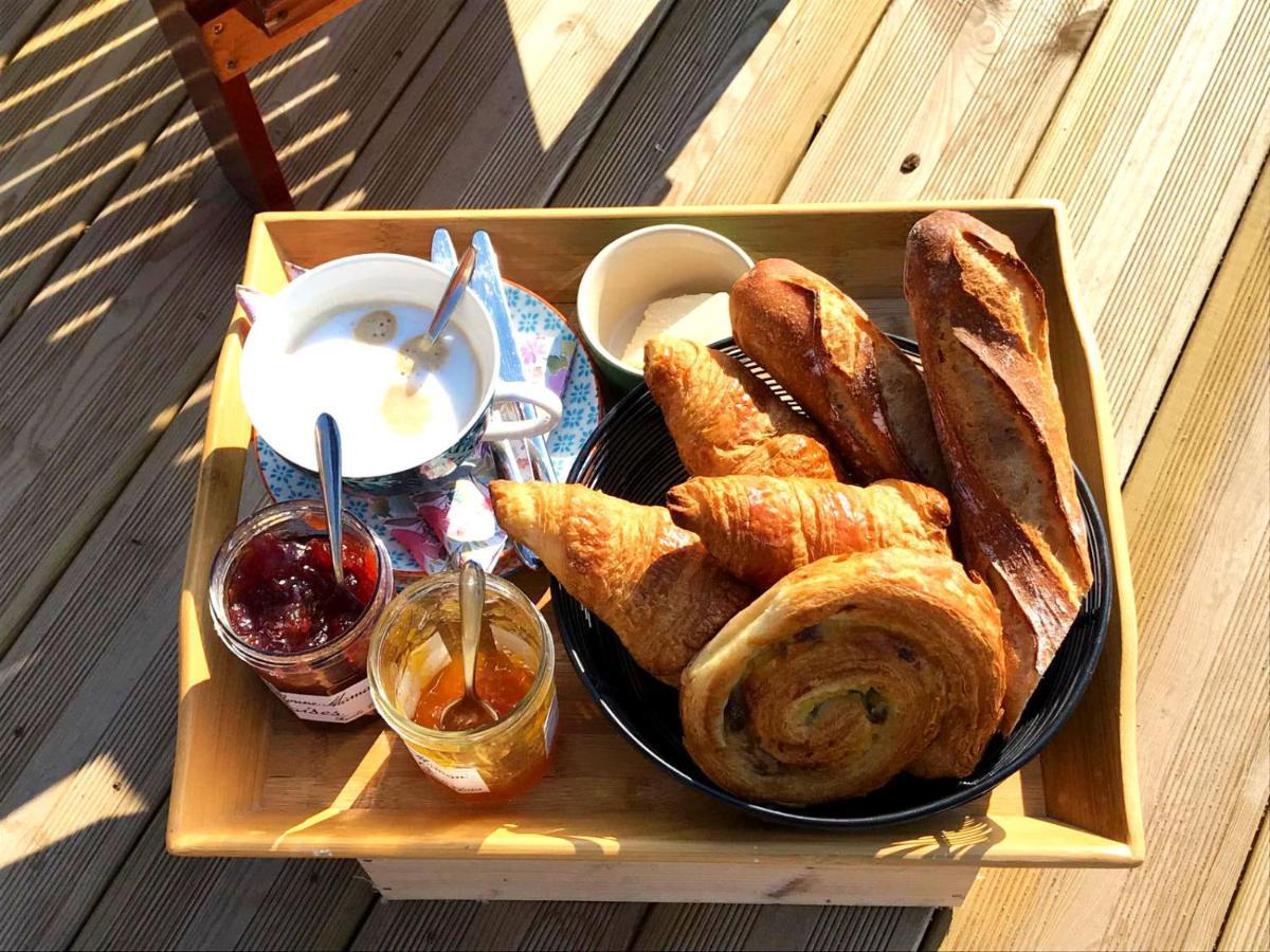 Logis De Tirac Bed & Breakfast Lorignac Eksteriør bilde