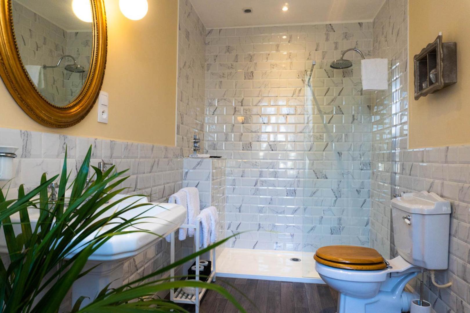 Logis De Tirac Bed & Breakfast Lorignac Eksteriør bilde